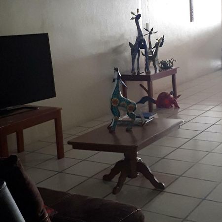 Hotel Alebrijes San Pedro Pochutla Eksteriør bilde