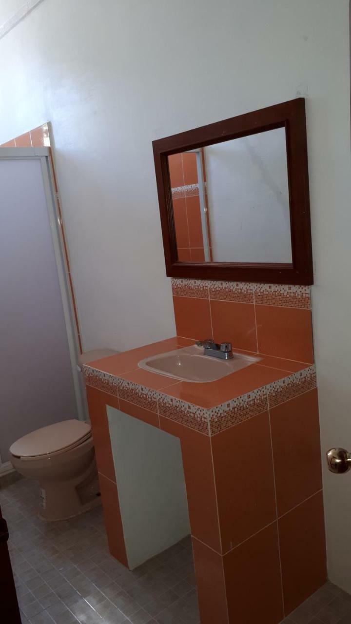 Hotel Alebrijes San Pedro Pochutla Eksteriør bilde