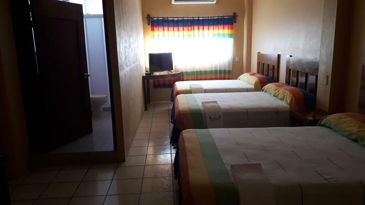 Hotel Alebrijes San Pedro Pochutla Eksteriør bilde